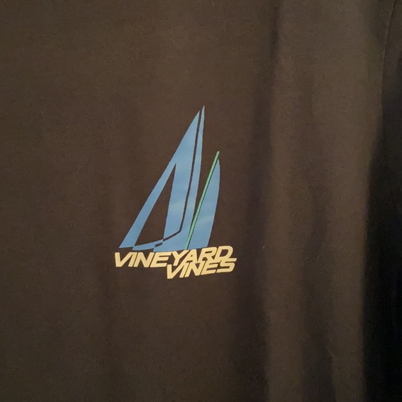 Vineyard vines long sleeve tee with Sailing detail - Picture 4 of 5